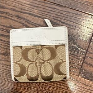 Vintage Coach Mini bifold wallet